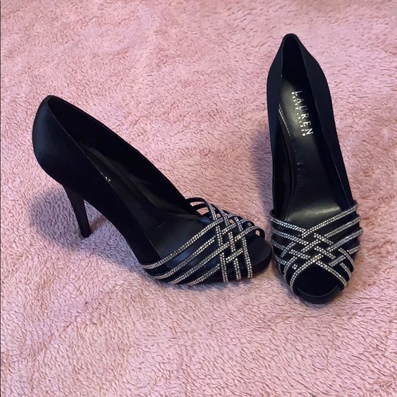 Satin and rhinestone heel - Picture 2 of 3